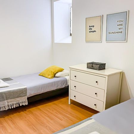 T2 Apartment -Cascais Center - 100M From Beach Exterior photo